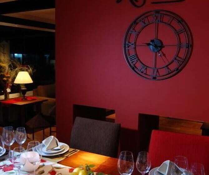 فندق Rio Arriba Suites Apartments Y Resto