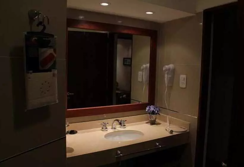 Hotelli Rio Arriba Suites Apartments Y Resto