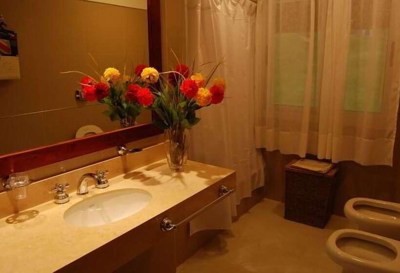 فندق Rio Arriba Suites Apartments Y Resto