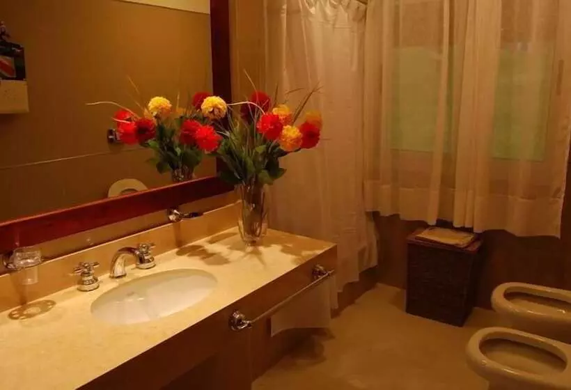 Hotelli Rio Arriba Suites Apartments Y Resto