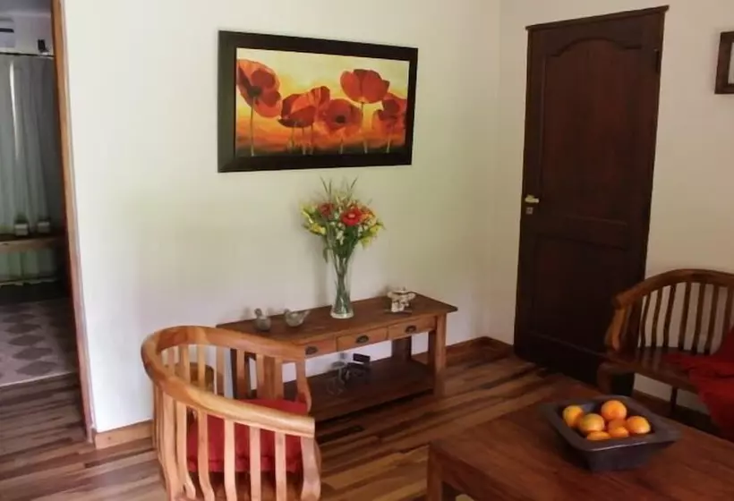 Hotelli Rio Arriba Suites Apartments Y Resto