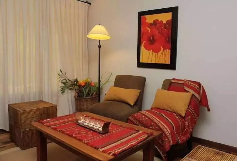 Hotelli Rio Arriba Suites Apartments Y Resto