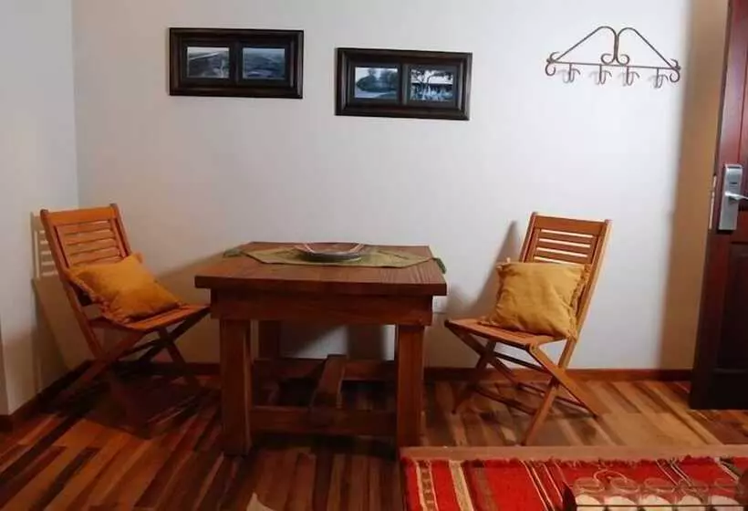 Hotelli Rio Arriba Suites Apartments Y Resto