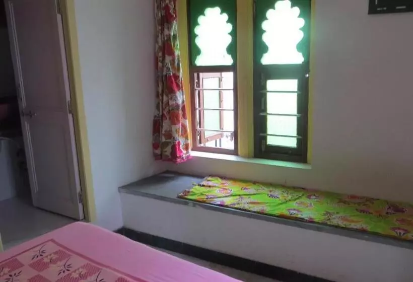 ホテル Udai Haveli Guesthouse