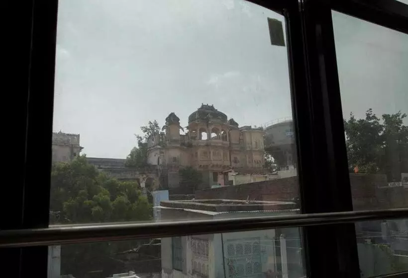 ホテル Udai Haveli Guesthouse