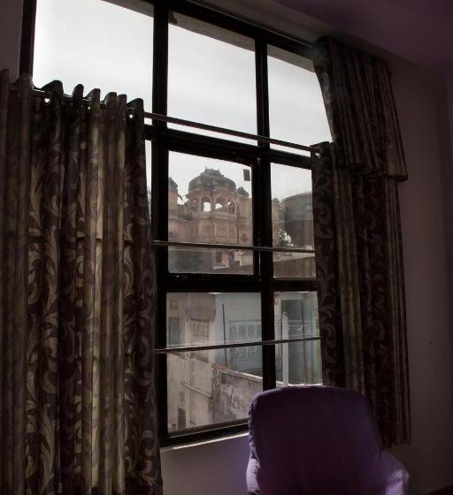 Отель Udai Haveli Guesthouse
