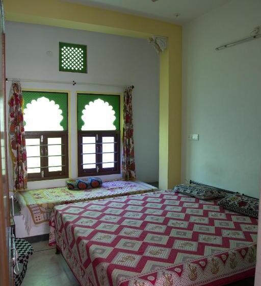Отель Udai Haveli Guesthouse