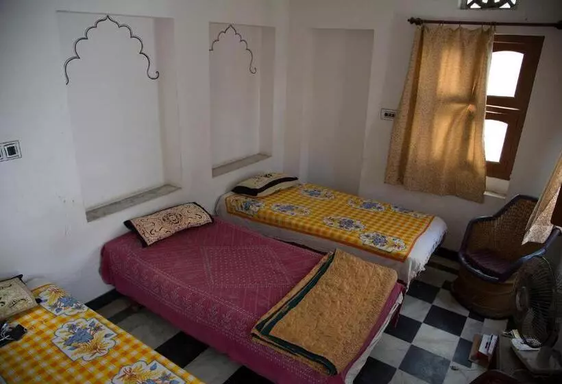 ホテル Udai Haveli Guesthouse