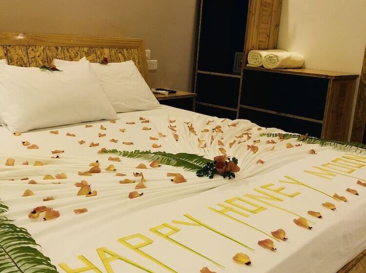 هتل Veli Beach Inn