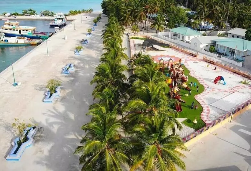 هتل Veli Beach Inn