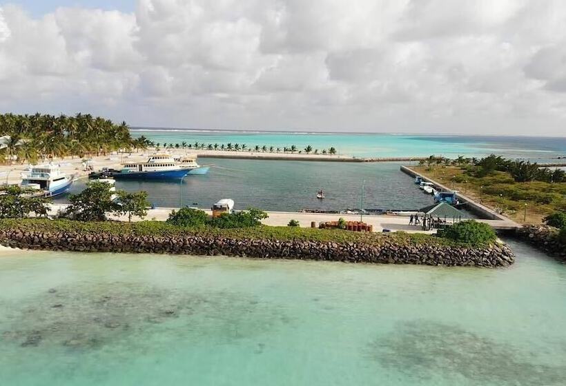 هتل Veli Beach Inn