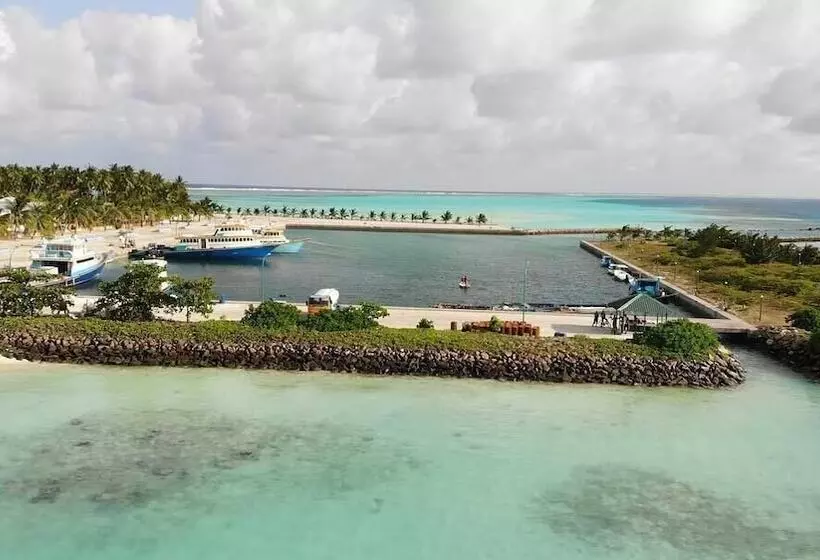 هتل Veli Beach Inn