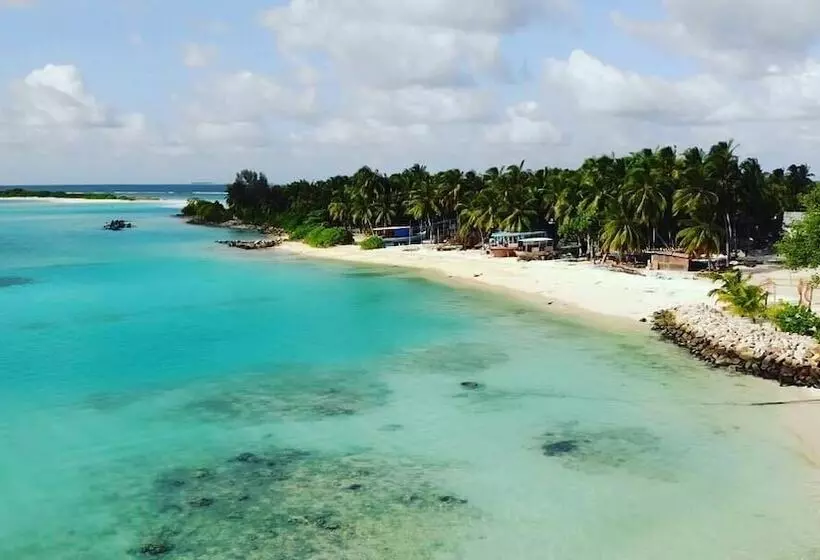 هتل Veli Beach Inn