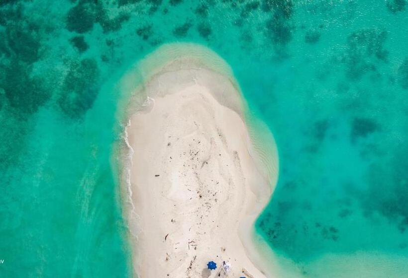 هتل Veli Beach Inn