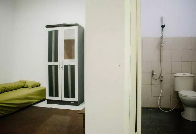 Cămin Sepohon Kost