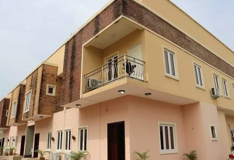 تختخواب و صبحانه Westwing Hotels And Apartments Lekki