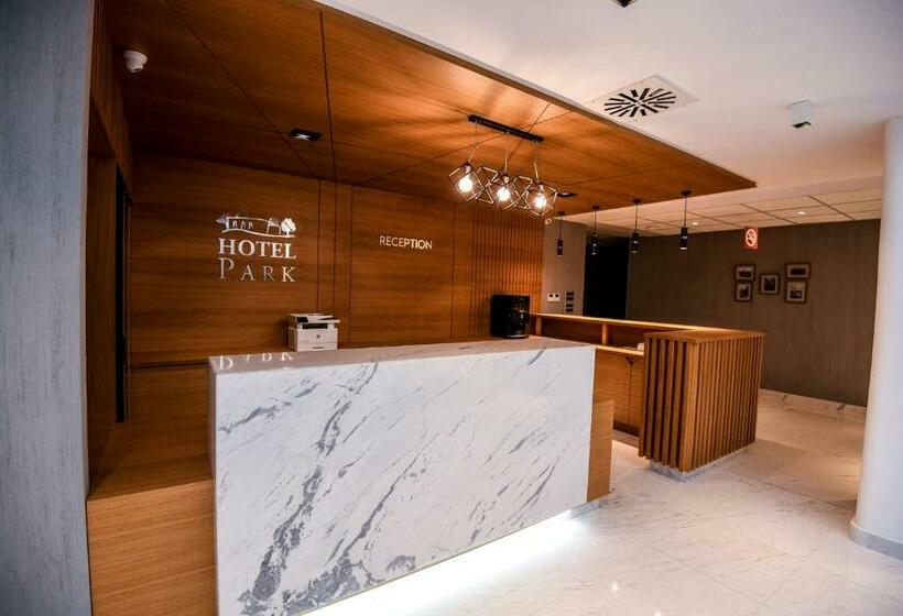 هتل Park Shtip