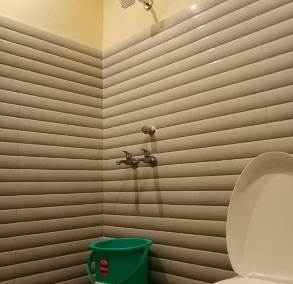 בית מלון כפרי Ss  And Restaurant By Wb Inn