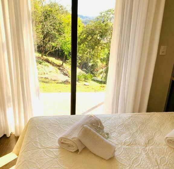 ペンション Casalta Pousada