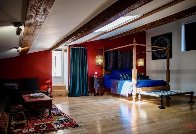 פנסיון Origines