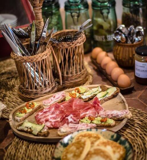 פנסיון Origines