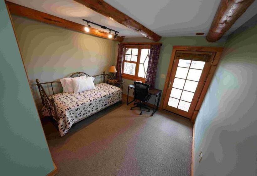 Ampersand Bay Resort