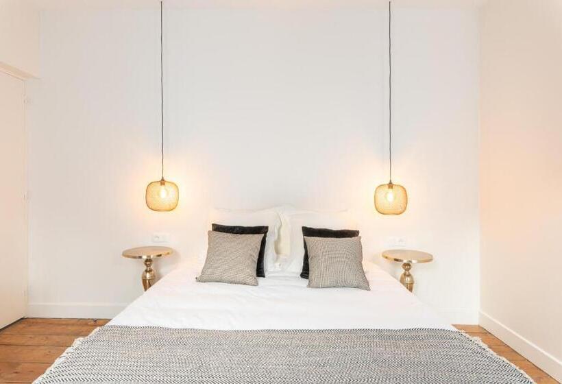 Bed and Breakfast Laroziere Chambres D’hôtes