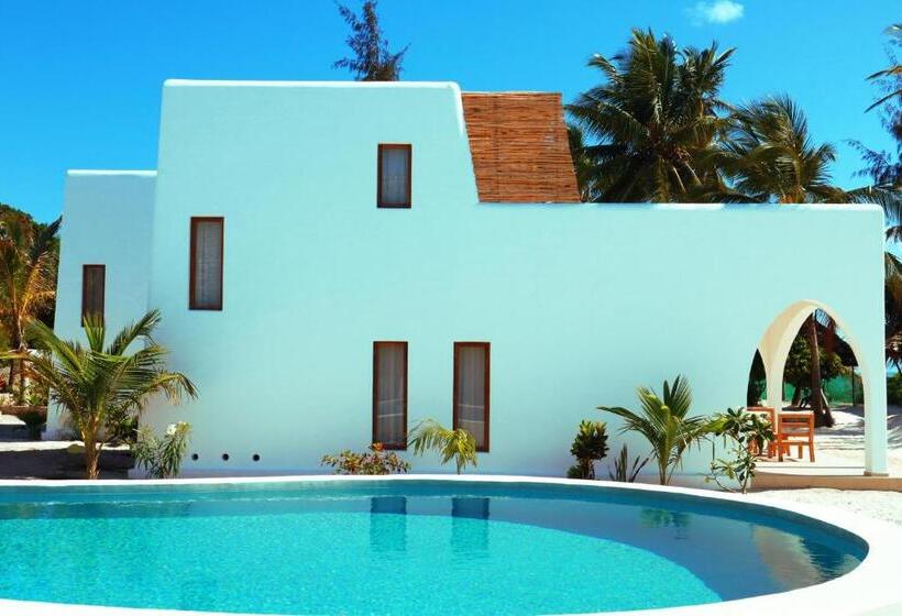 בית מלון כפרי Kijani Beach Villas