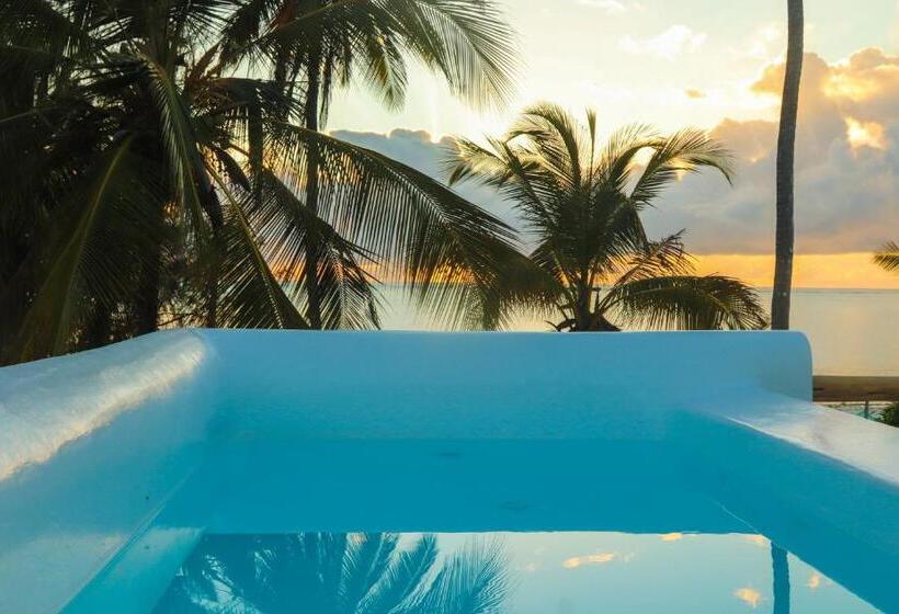 בית מלון כפרי Kijani Beach Villas