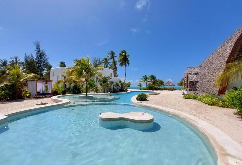 בית מלון כפרי Kijani Beach Villas