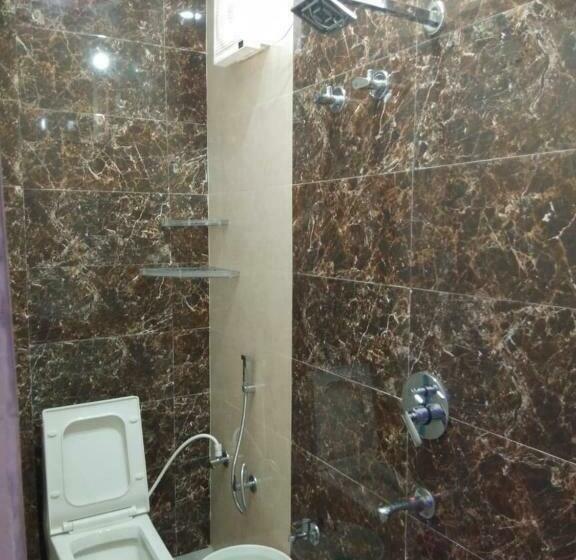 Szálloda Pop 82818  Tpm