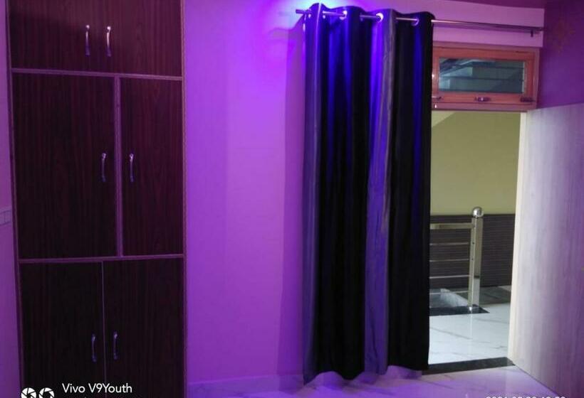 Szálloda Pop 82818  Tpm