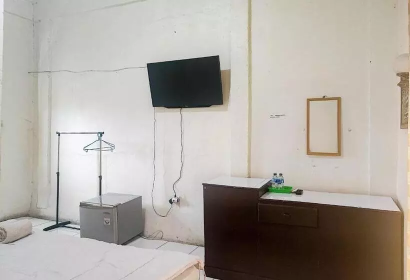 ホテル Reddoorz Syariah @ Jalan Jendral Sudirman Jambi