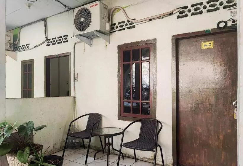 ホテル Reddoorz Syariah @ Jalan Jendral Sudirman Jambi