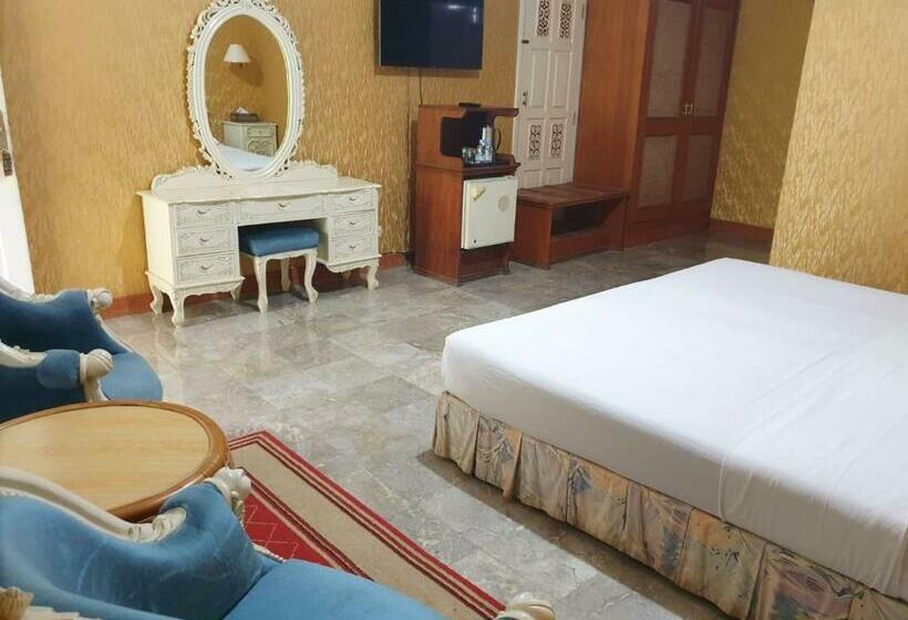 בית מלון כפרי Toraja Prince