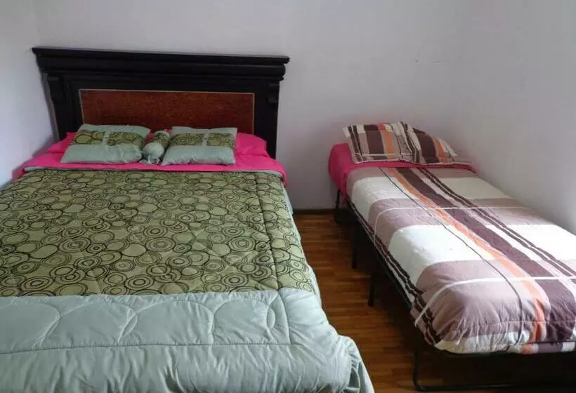 ペンション Escocie  Plaza Grande