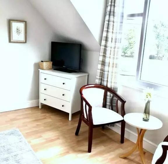 پانسیون Fox View Guesthouse