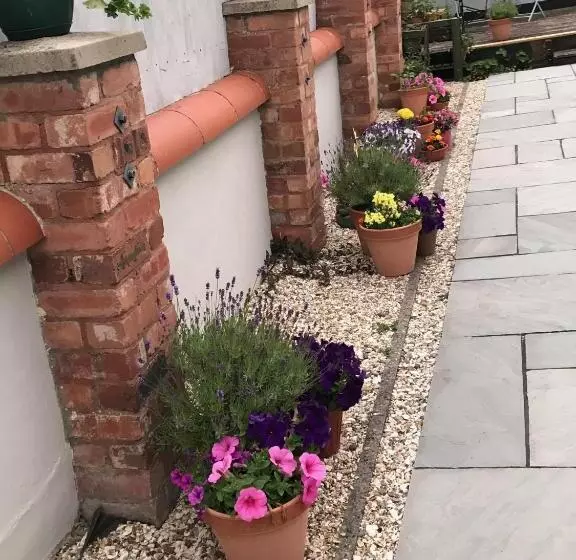 پانسیون Fox View Guesthouse