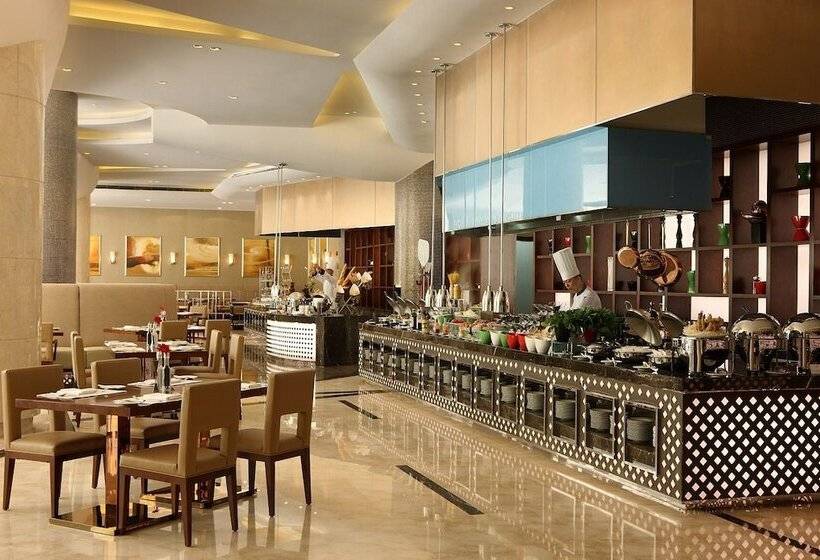 Tianjin Crown International Apartments