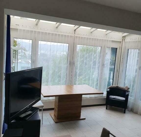 Viktoria Budget Hostel