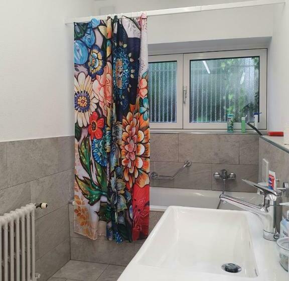 Viktoria Budget Hostel