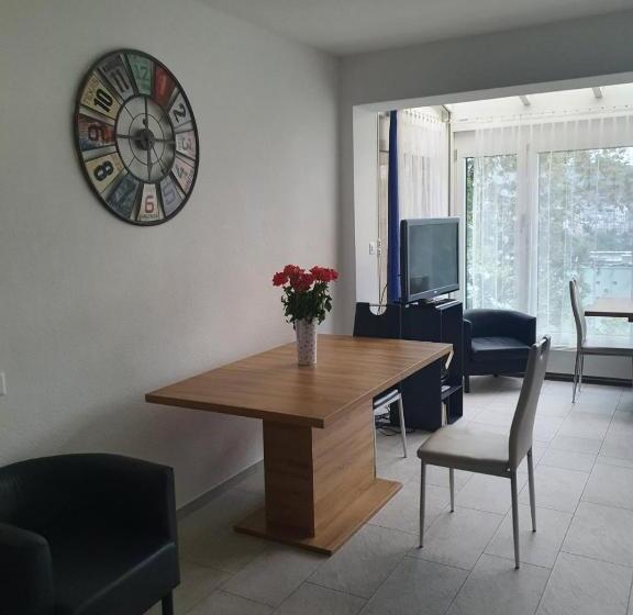 Viktoria Budget Hostel