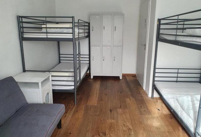 Viktoria Budget Hostel