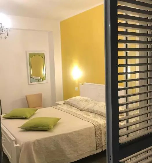 Aamiaismajoitus (B&B) Oak Tree 114 Bnb