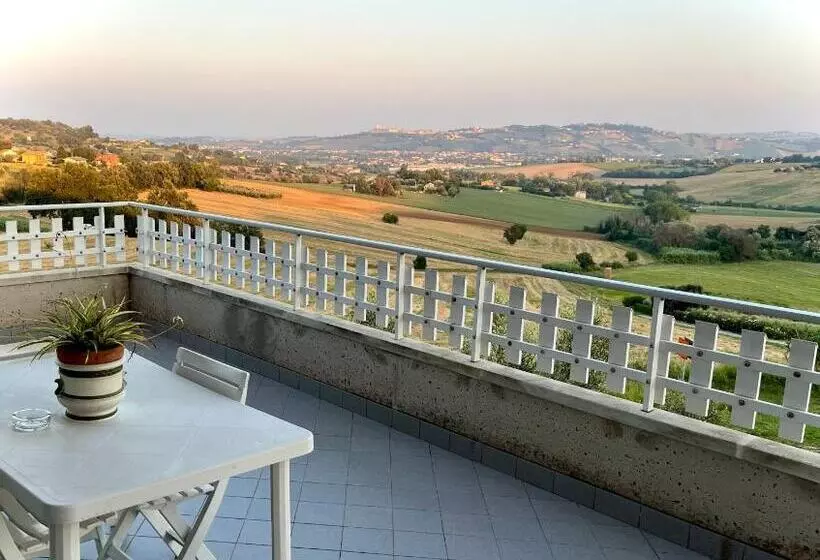 Aamiaismajoitus (B&B) Oak Tree 114 Bnb