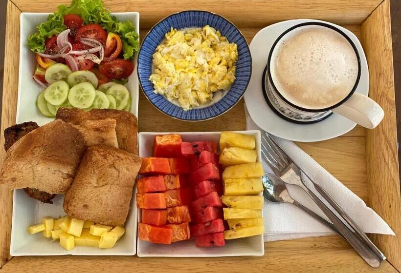 住宿加早餐 Sapphire Garden