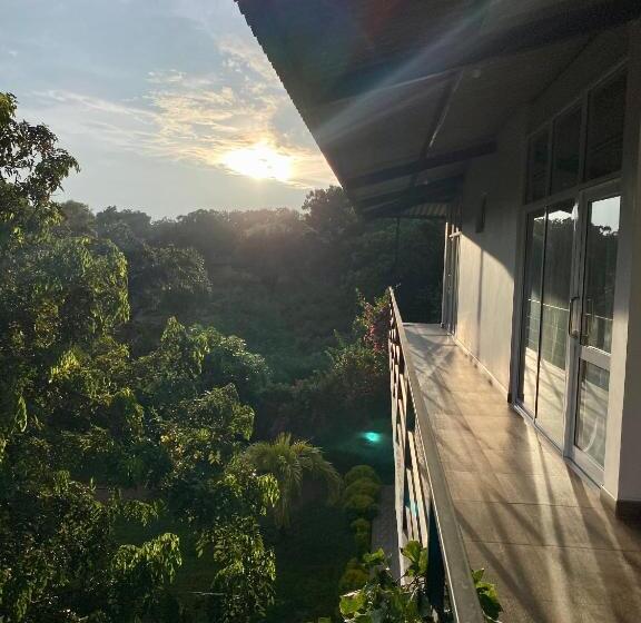 住宿加早餐 Sapphire Garden