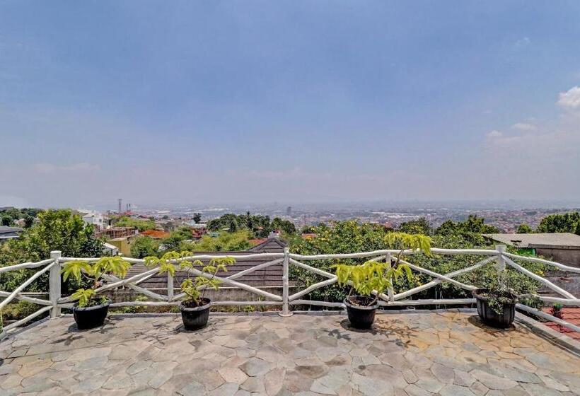 Otel Capital O 90617 Rumah Oma Opa Syariah