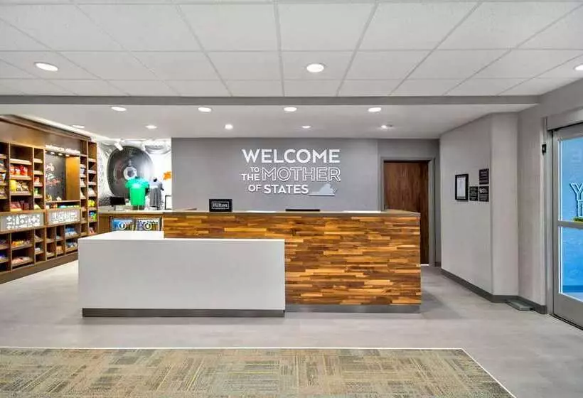 هتل Hampton Inn By Hilton Abingdon