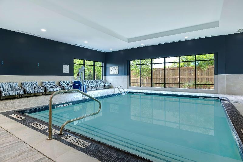 בית מלון כפרי Hampton Inn & Suites By Hilton Burlington Toronto